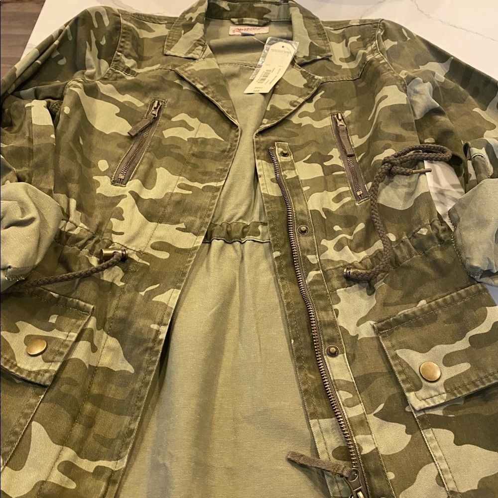 Arizona Jeans camo jacket.